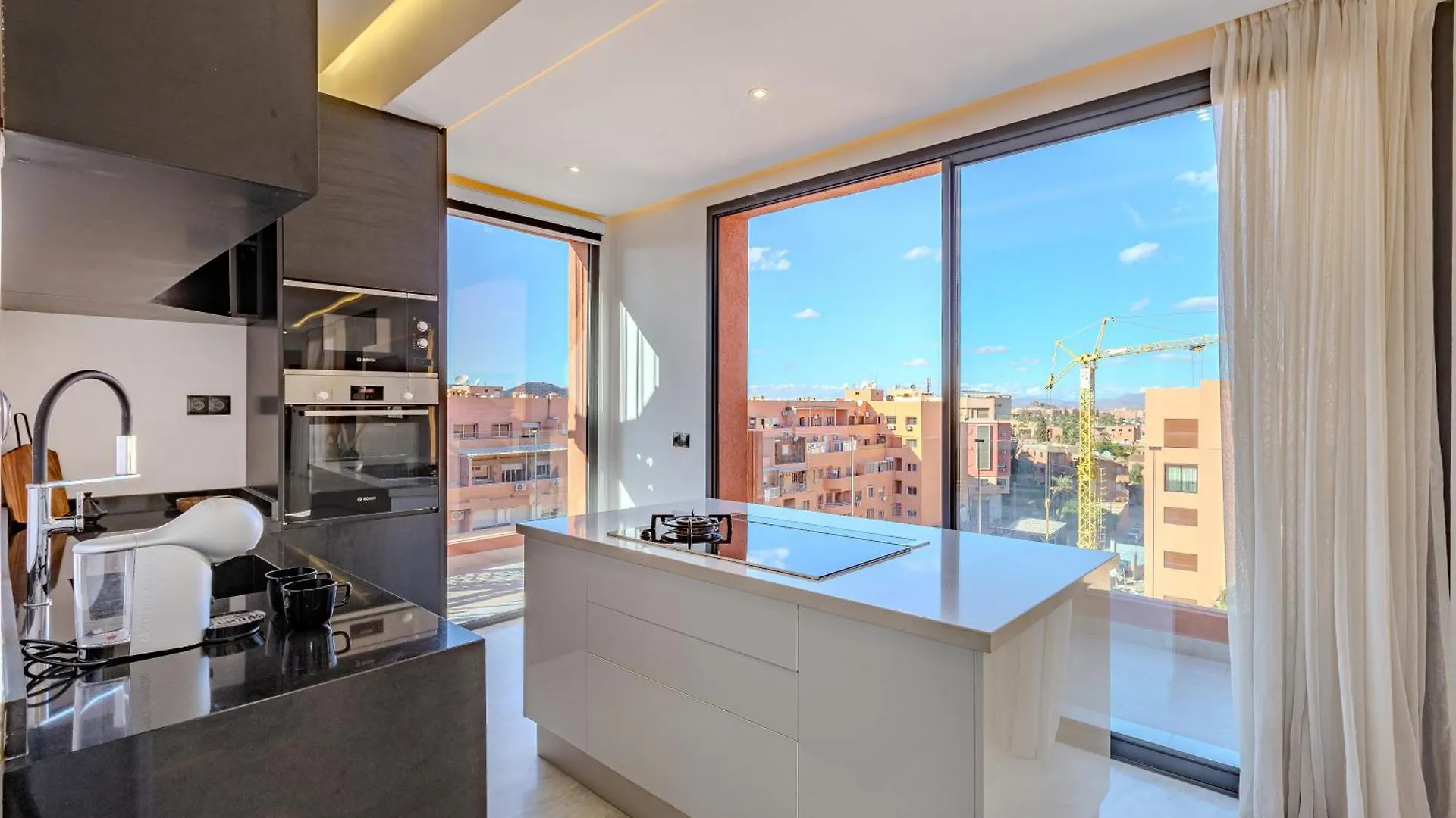 Exclusive Penthouse Gueliz Rooftop, Jacuzzi & Pool Μαρακές