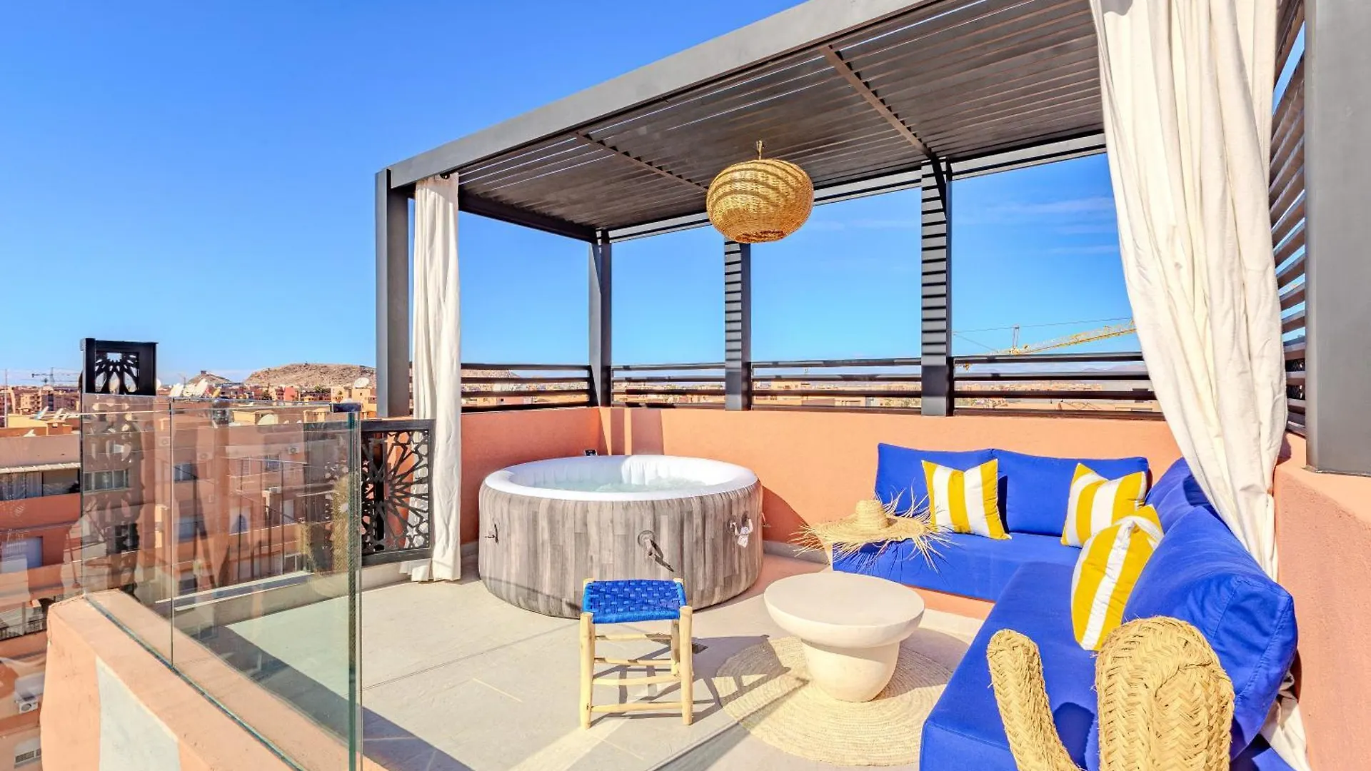 Exclusive Penthouse Gueliz Rooftop, Jacuzzi & Pool Μαρακές 0*,  Μαρόκο