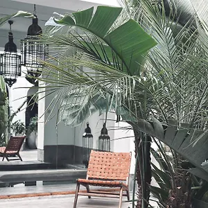 Atay Otel