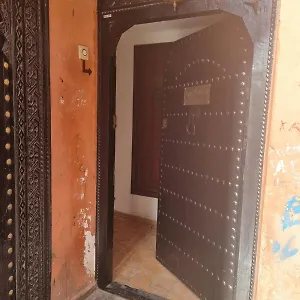 Riad Shaloma Riyad